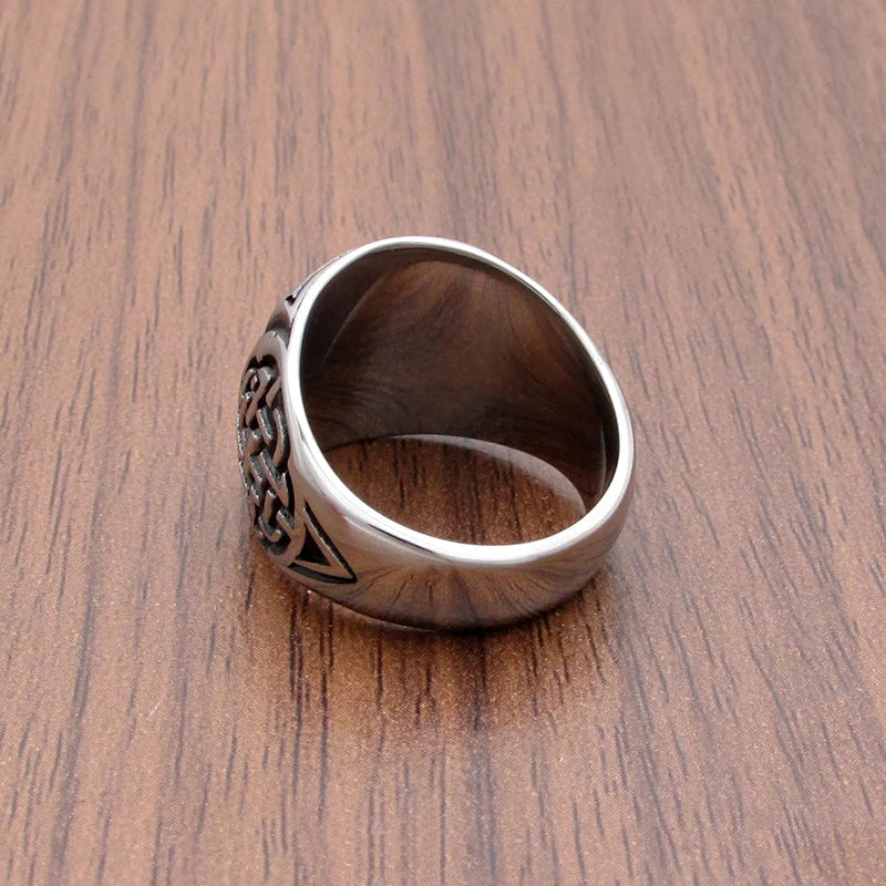 Kolovrat Ring